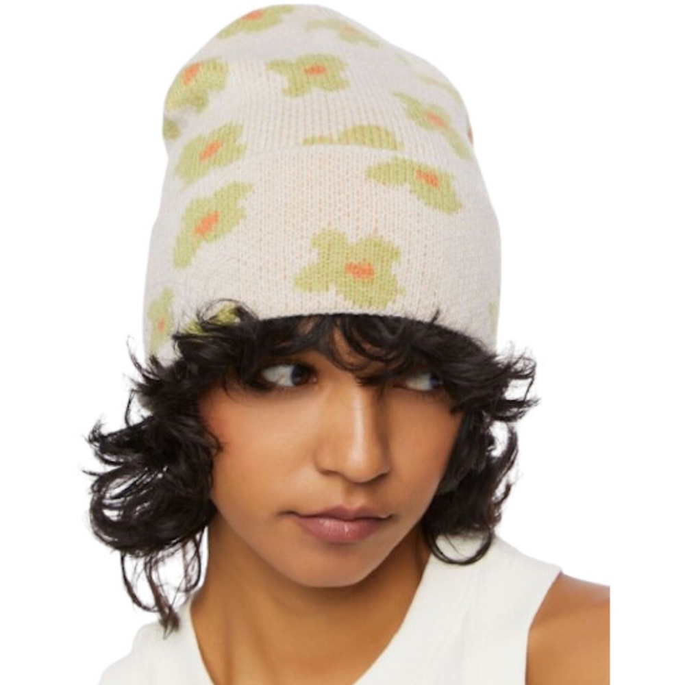 2 NWOT Multicolor Knit Beanie & Beret Hat